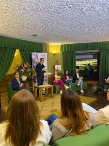 Un momento della conferenza stampa del Festival "Un altro genere di forza"